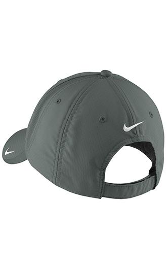 Nike Sphere Performance Caps 1